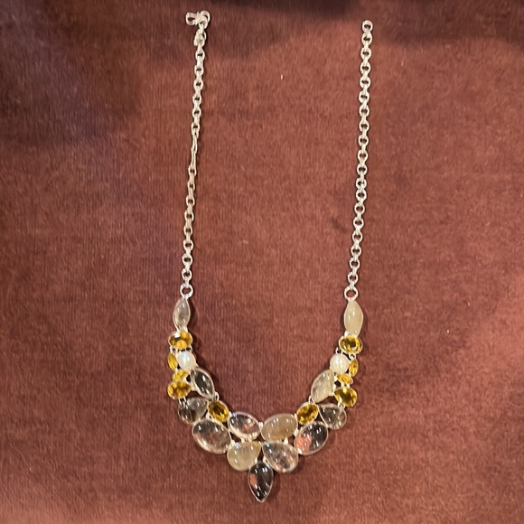 Necklace - Picture 2 of 6